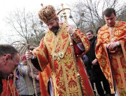 Вірні з Главою УГКЦ здійснили паломництво до могили Тараса Шевченка.(ФОТО)